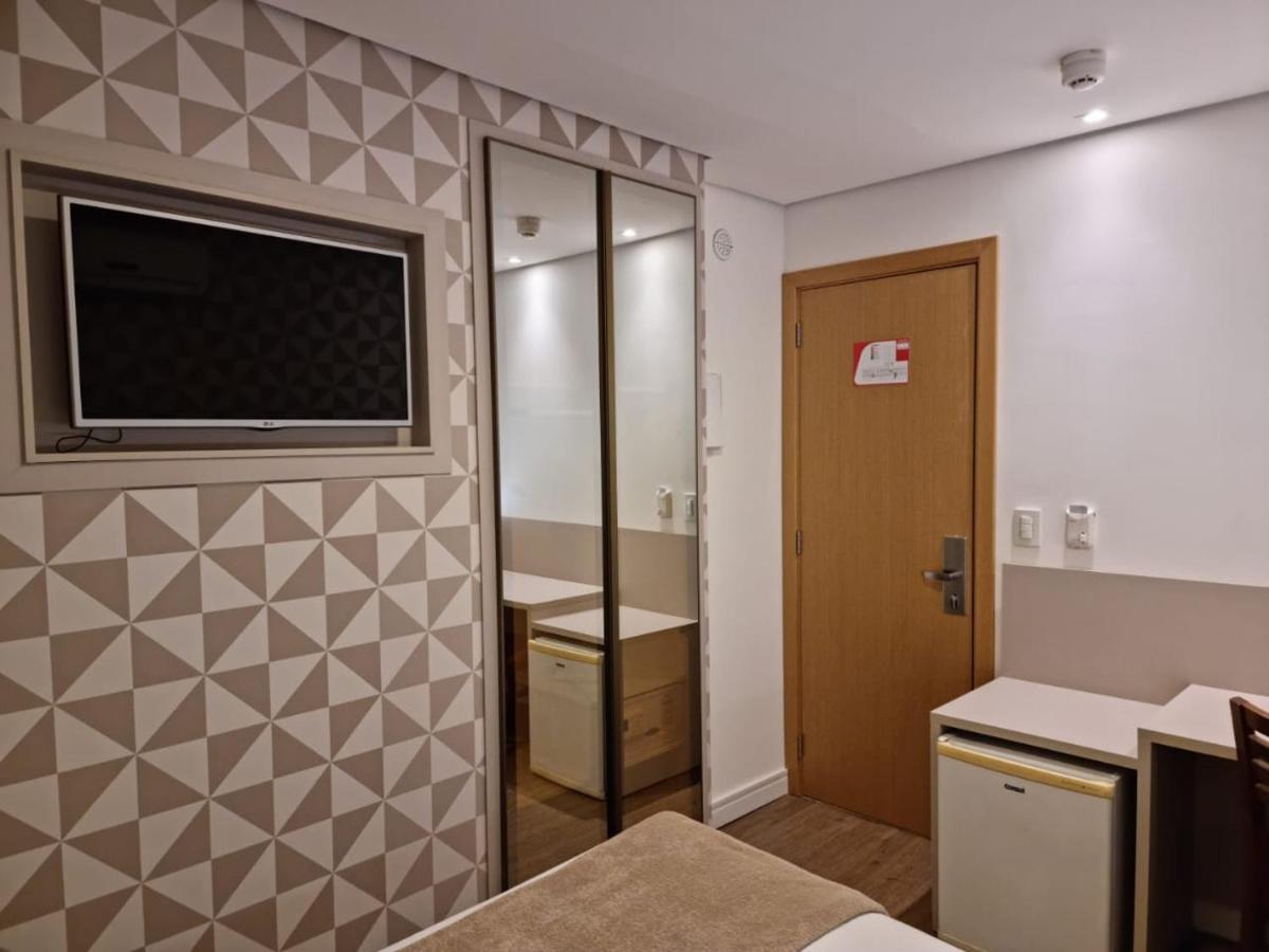 Hotel Aruja Εξωτερικό φωτογραφία